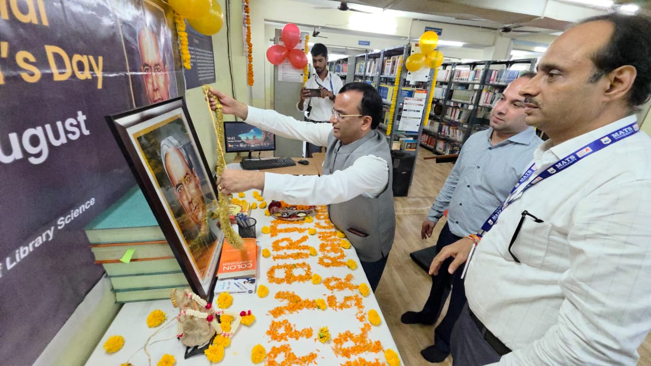 You are currently viewing मैट्स विश्वविद्यालय में राष्ट्रीय पुस्तकालयाध्यक्ष दिवस सम्पन्न