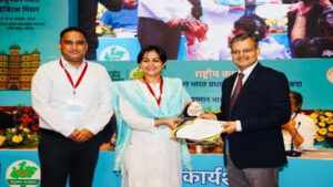 Read more about the article ‘सर्वश्रेष्ठ प्रदर्शन करने वाला राज्य’ छत्तीसगढ़ को पीएम जन आरोग्य योजना में मिला राष्ट्रीय सम्मान