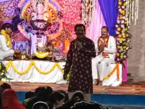 “हारे का सहारा” के जयघोष से गूंजा पंडाल, भजन संध्या में छाया श्याम रंग गूंज उठा विशाल विकास प्रांगण IMG20260213223545 1