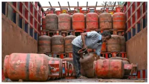 Read more about the article HPCL की आम जनता से बड़ी अपील, गैस सिलेंडर पर दी बेहद आवश्यक जानकारी