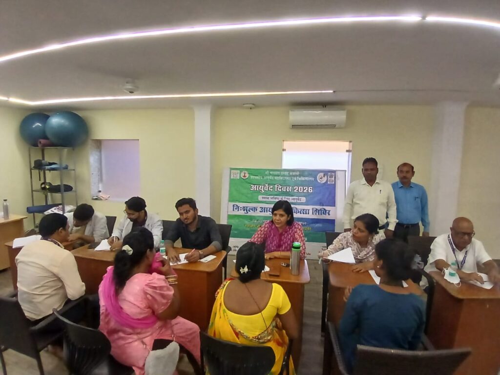 मैट्स यूनिवर्सिटी में लगा आयुर्वेद का स्वास्थ्य शिविर, स्वस्थ भविष्य के लिए एक जागरूकता भरा संदेश
